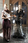 Spitzenprinzessin Rika Maetzig mit einem Kleid von Irene Luft im Museum Plauener Spitze